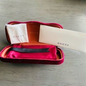 Brand new Luxury Gucci case